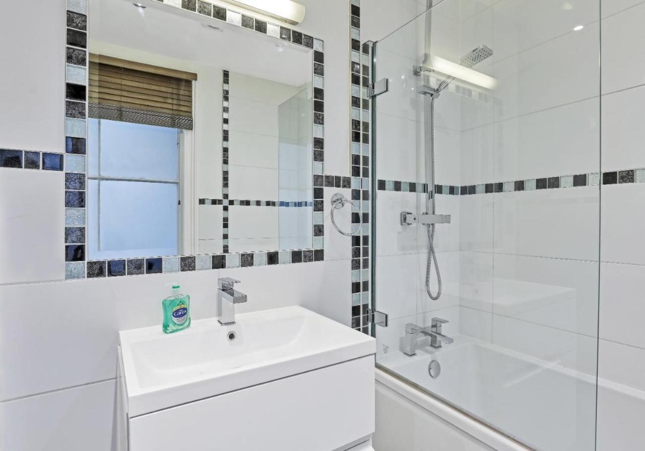 Central Lanes Pad By My Getaways Free Parking For One Car برايتون المظهر الخارجي الصورة